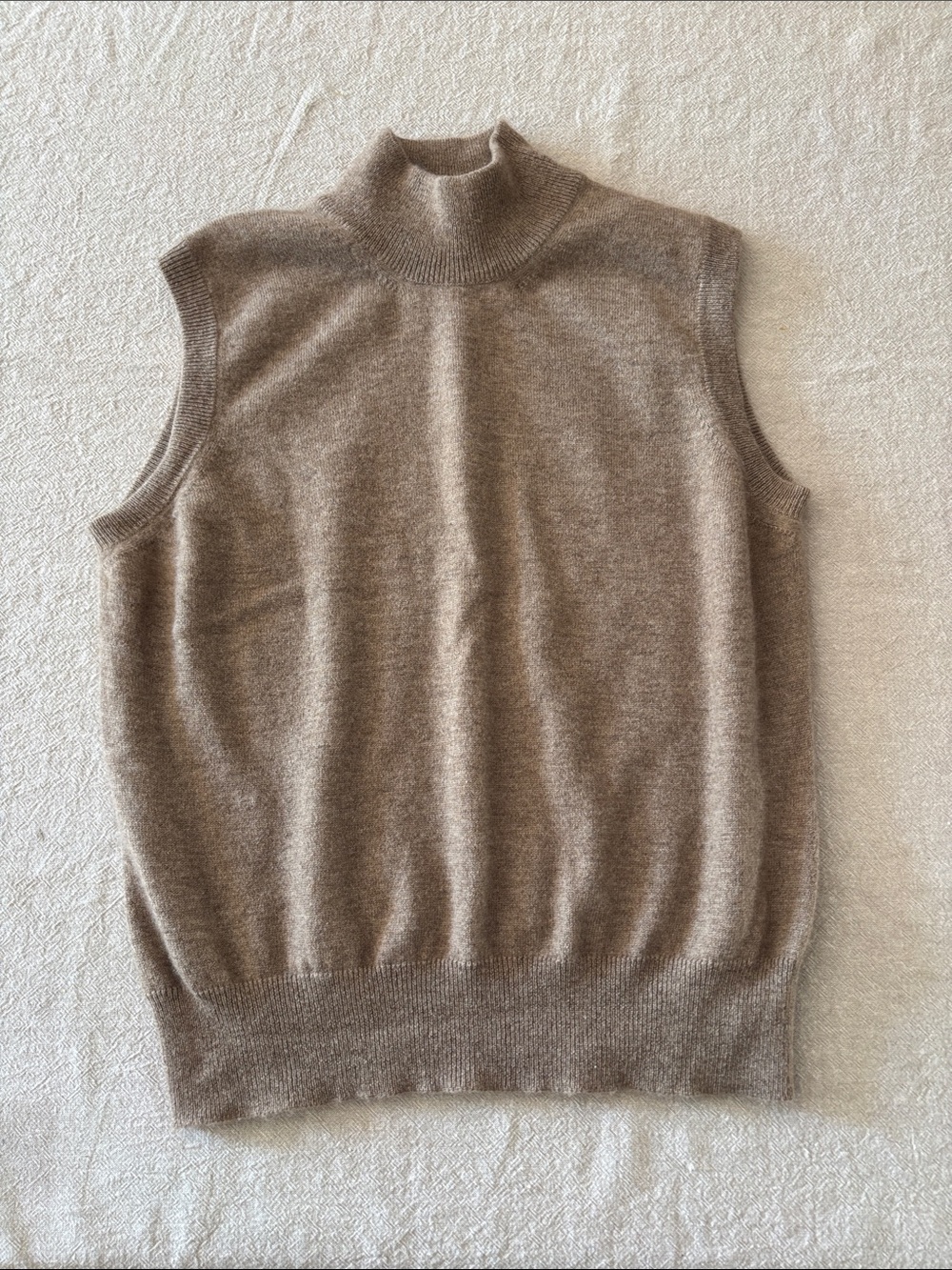 MANRICO CASHMERE ITALY LADIES LIGHT BROWN SLEEVELESS SWEATER-S